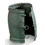 CEINTURE À ASTRAGALES. AGE DU BRONZE FINAL OU 1ER AGE DU FER CIRCA 800 AV. J.-C. - [...]