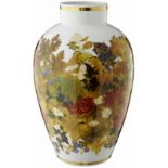 Vase "Herbstlaub"Nymphenburg Mitte 20. Jh. Entwurf Rudolf Sieck. Porzellanvase mit umlaufender,