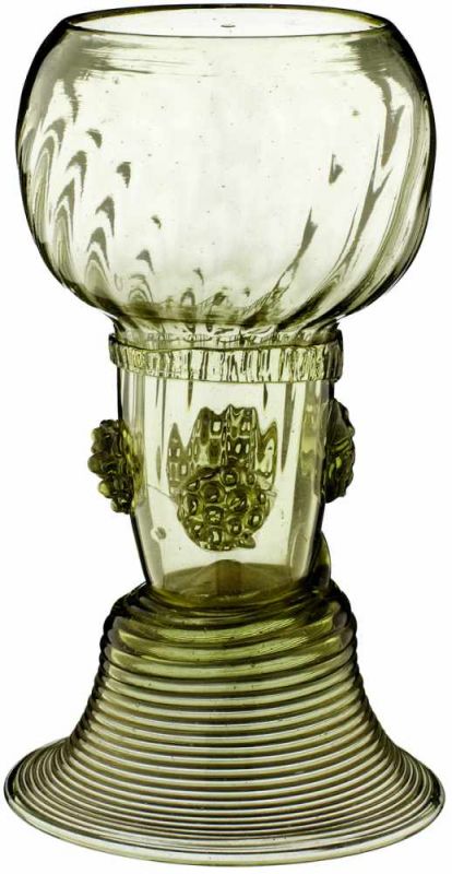 2 RömerWohl 17. Jh. Hellgrünes, mit spiraligen Rippen optisch geblasenes Glas. Fuss aus Glasfaden, - Image 2 of 4