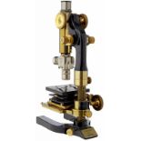 Mikroskop "Reichert"Wien Mitte 20. Jh. C. Reichert. Monokular-Mikroskop aus Messing. Mikrometer-