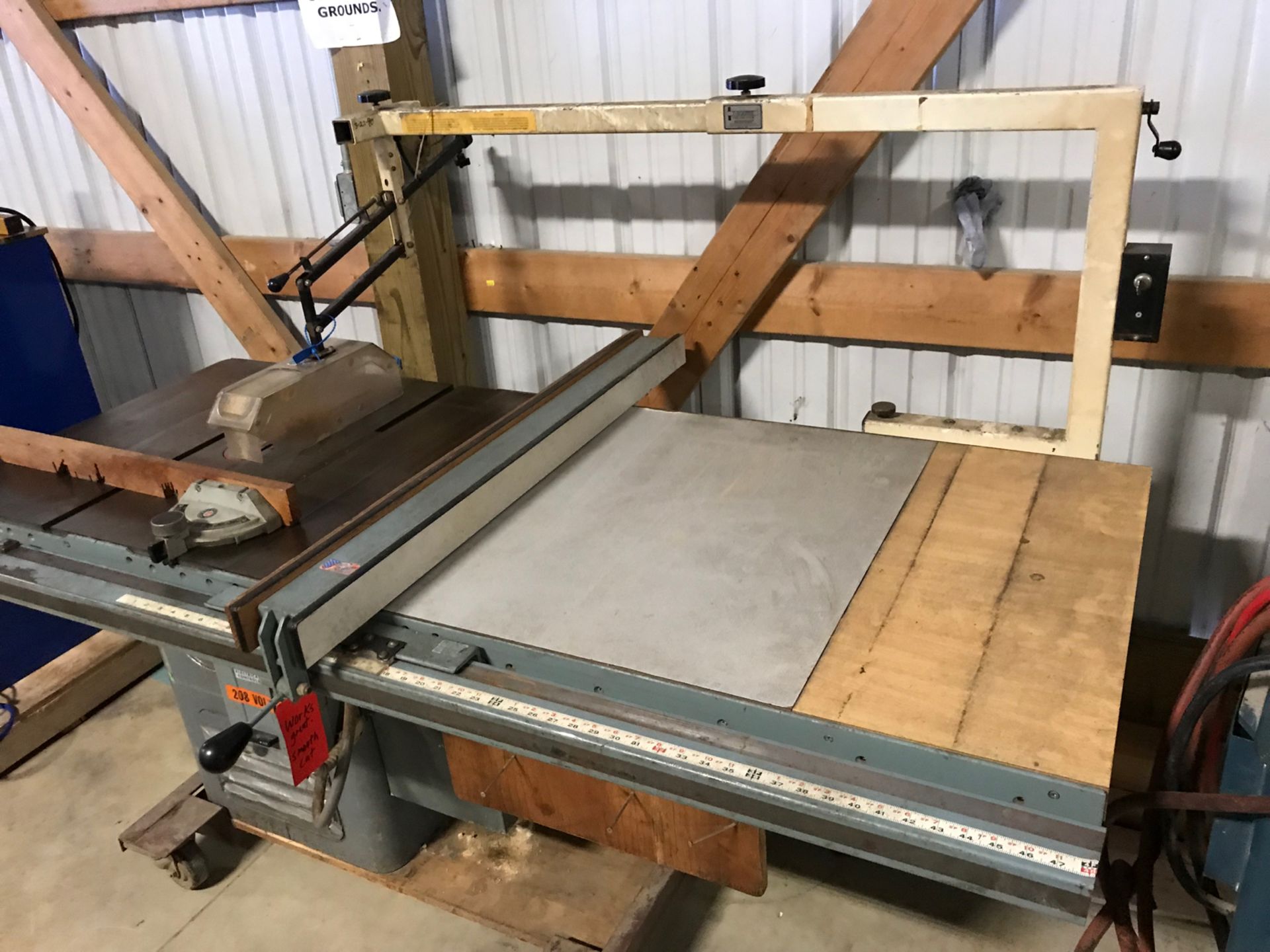 (8024) Delta 10 inch table saw - Image 2 of 3