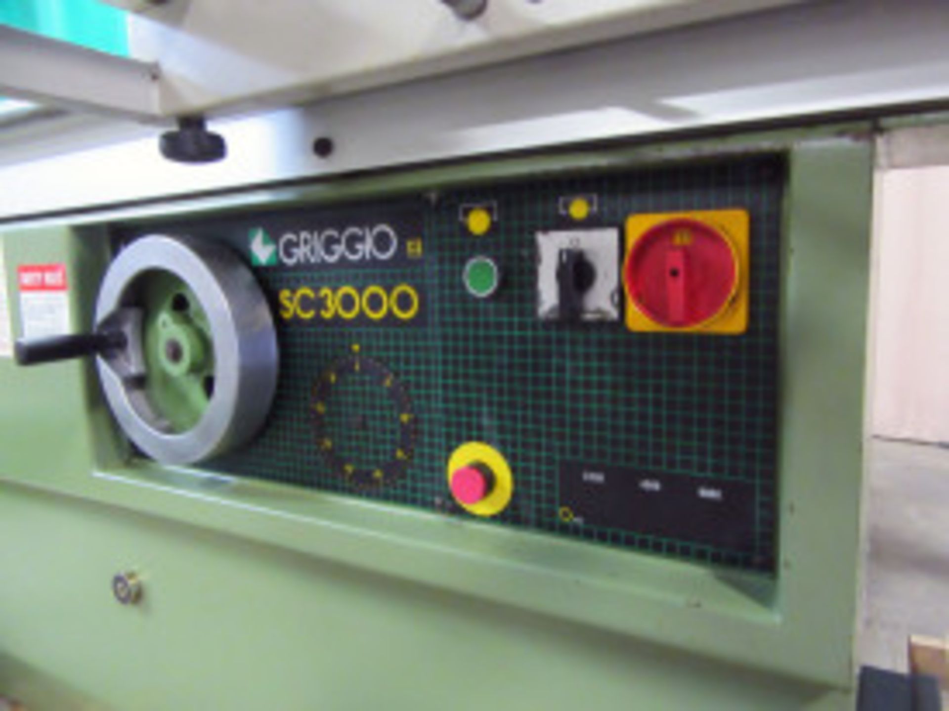 (8153) Griggio Model SC-3000 sliding table saw - Image 8 of 10
