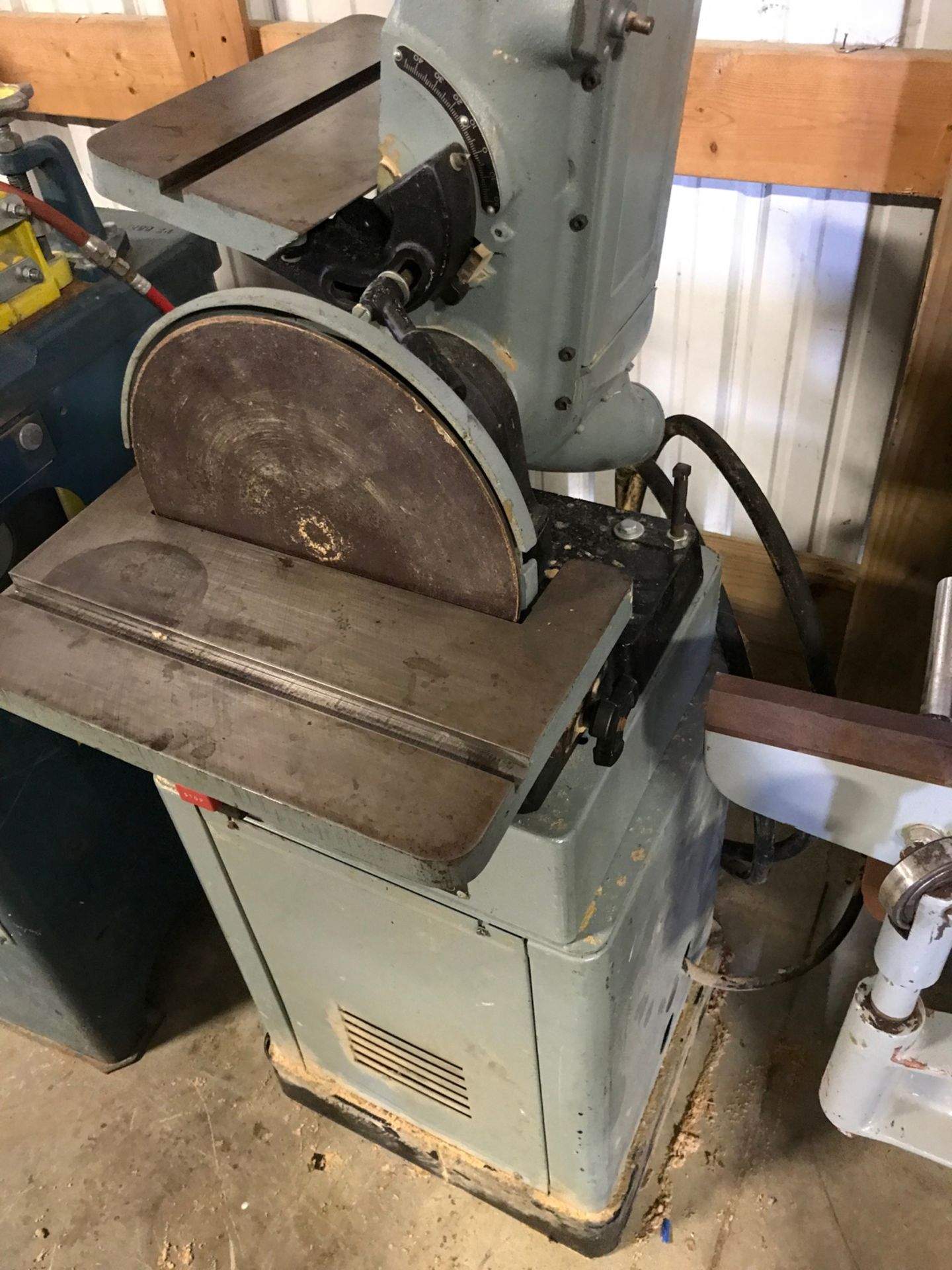 (8026) Delta Belt/Disc Sander 31-730F (Hydraulic Power) - Image 4 of 5