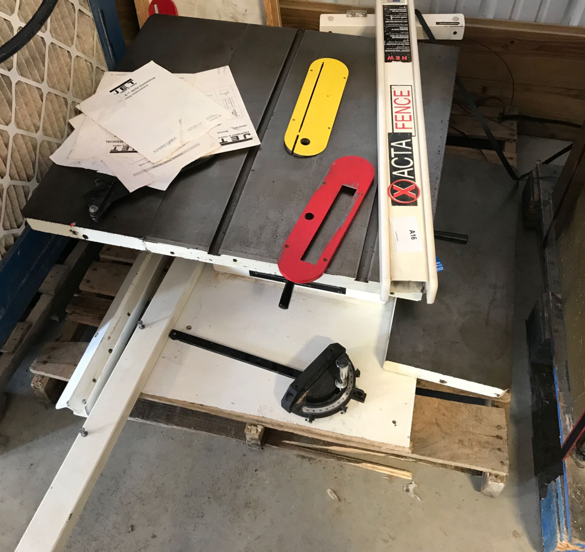 (8009)Jet 10'' contractor table saw, 110v Model JWTS11