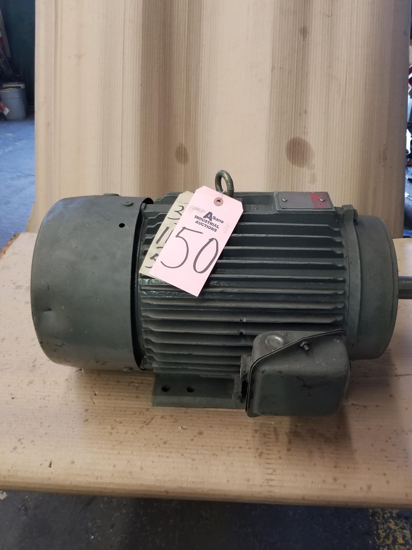 30 hr Brook electric motor new 575volt 1,1750 RPM