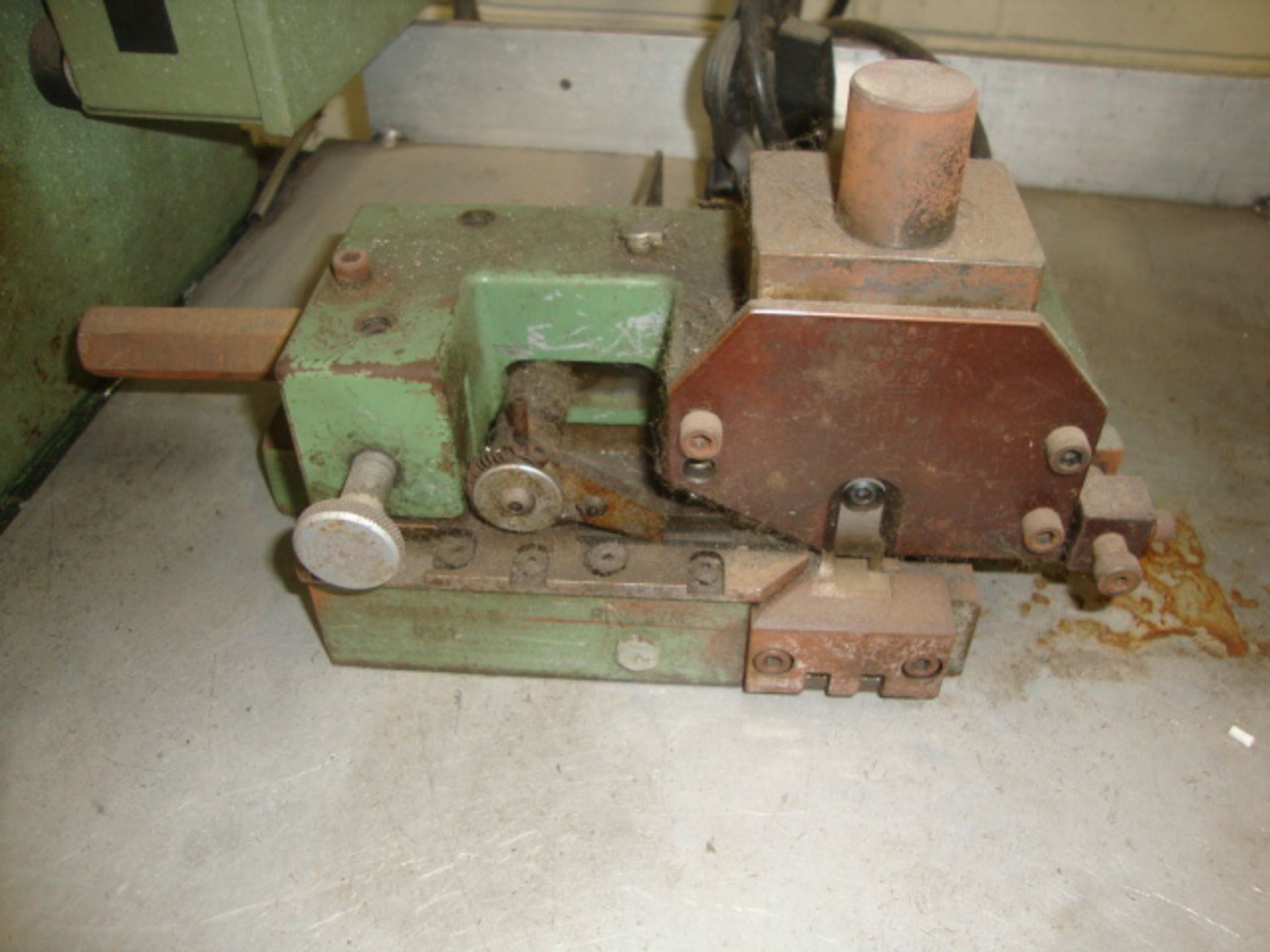 Kenco Packard Electric Speed-O-Matic Crimper on stand w/Foot Pedal and Light, model # 5K-7-150, 5 - Image 4 of 6