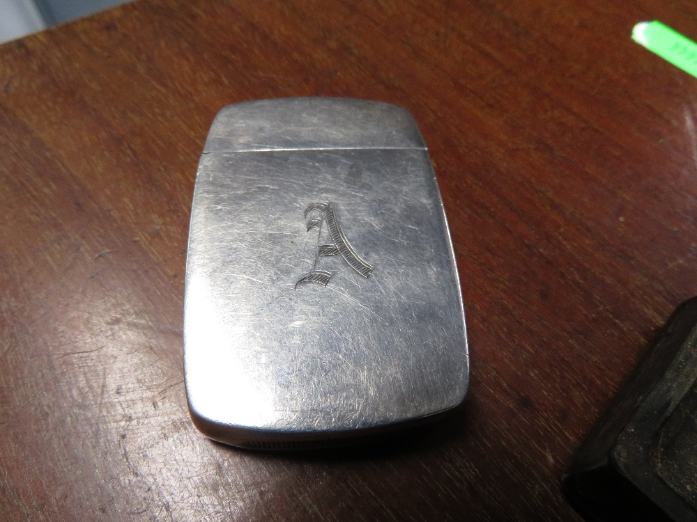 White metal vesta and horn snuff box - Image 3 of 3