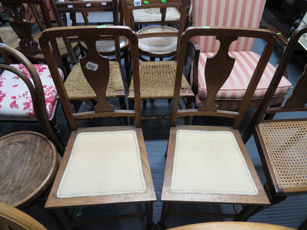 Two chairs - Bild 2 aus 2
