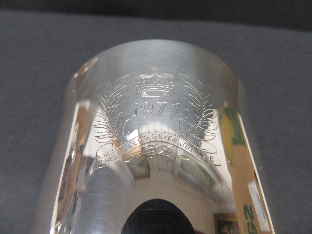 Sterling silver silver jubilee goblet by aurum 161g boxed and paper work - Image 4 of 14