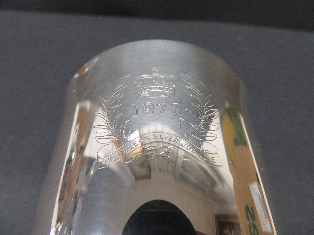 Sterling silver silver jubilee goblet by aurum 161g boxed and paper work - Image 3 of 14