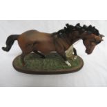 Royal Doulton The Winner horse 12" long DA125