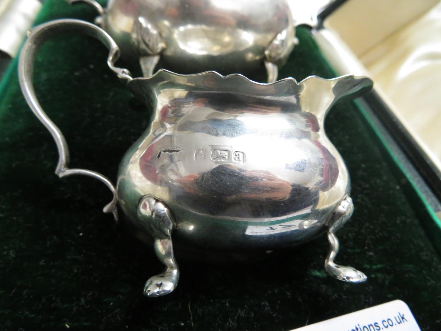 Silver hallmarked milk jug, sugar bowl and tongs - boxed - Image 2 of 4