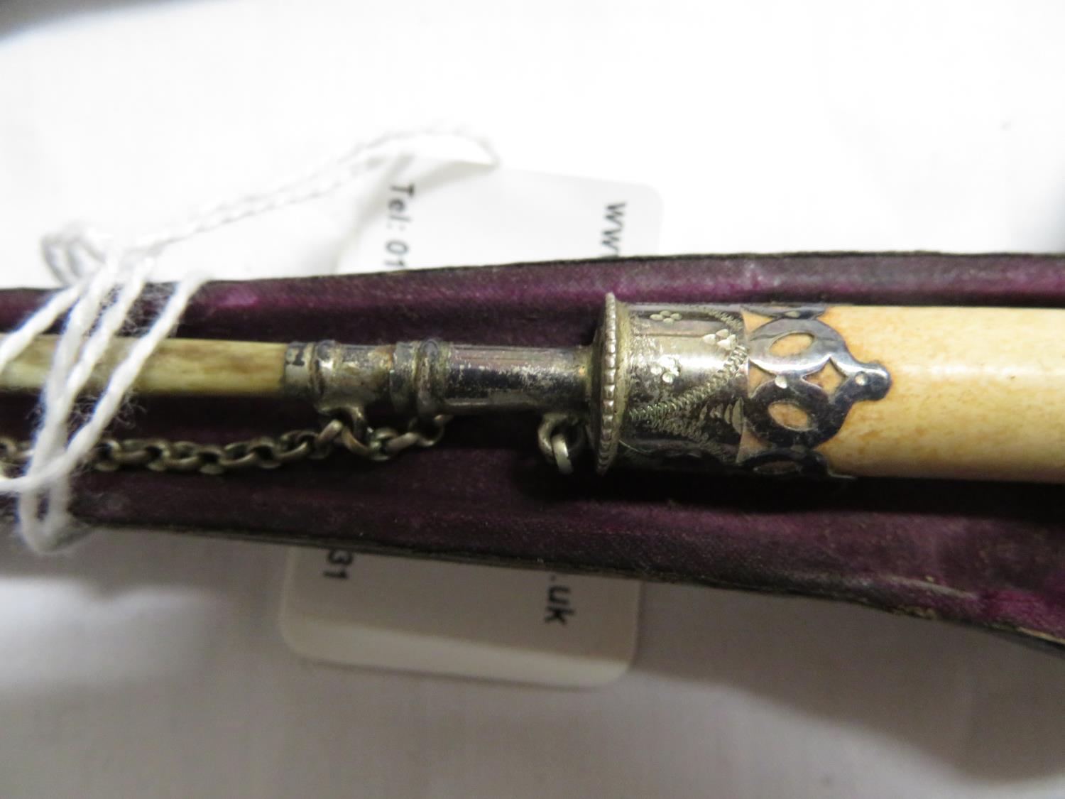 Boxed church wardens albatros bone stem pipe with case - Image 3 of 5