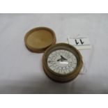 Pocket compass/sundial in fruitwood case - fully working