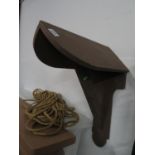 Saddle stand