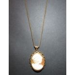 9ct YG cameo pendant & 20" chain lady tan back