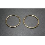 9ct yellow gold 1/2 hoop arrow design 3.76g