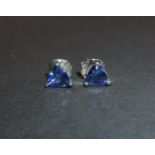 9ct WG triangular tanzanite stud earrings 1.228g