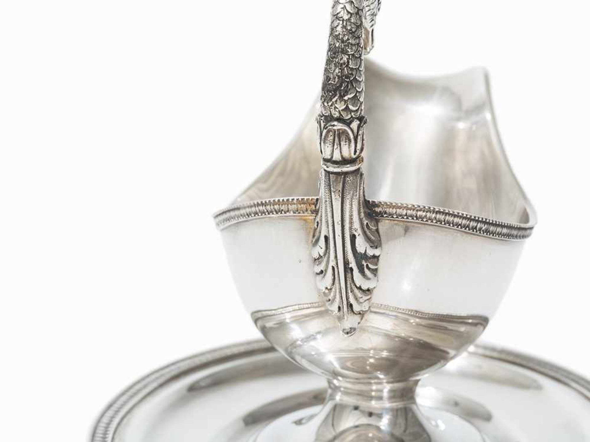 A Sauce Boat with Stand & Ladle, Ricci Argentieri, 20th C. 800 silver Italy, Alessandria, 2nd half - Bild 8 aus 13