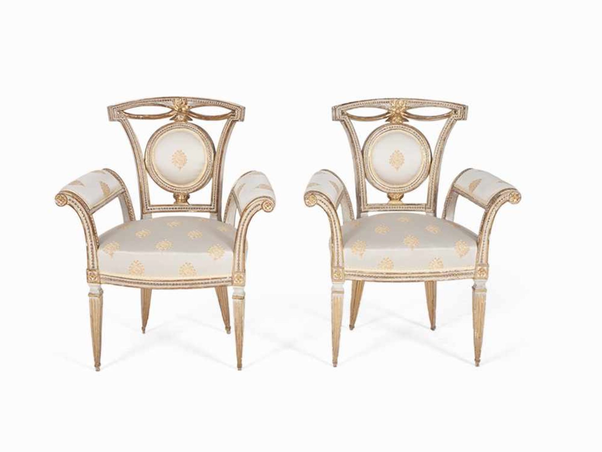 Pair of Armchairs, Lucca, around 1790 Solid wood, carved, white painted and partial gold-plated,
