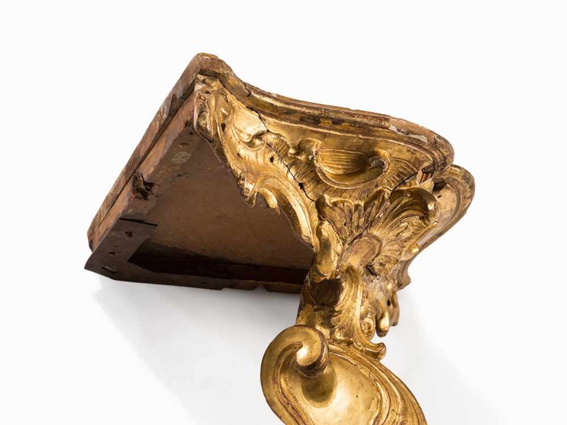 Louis XV, Corner Console, France, 2nd H. 18th C. Wood, carved and gilt France, 2nd half of the - Bild 11 aus 12