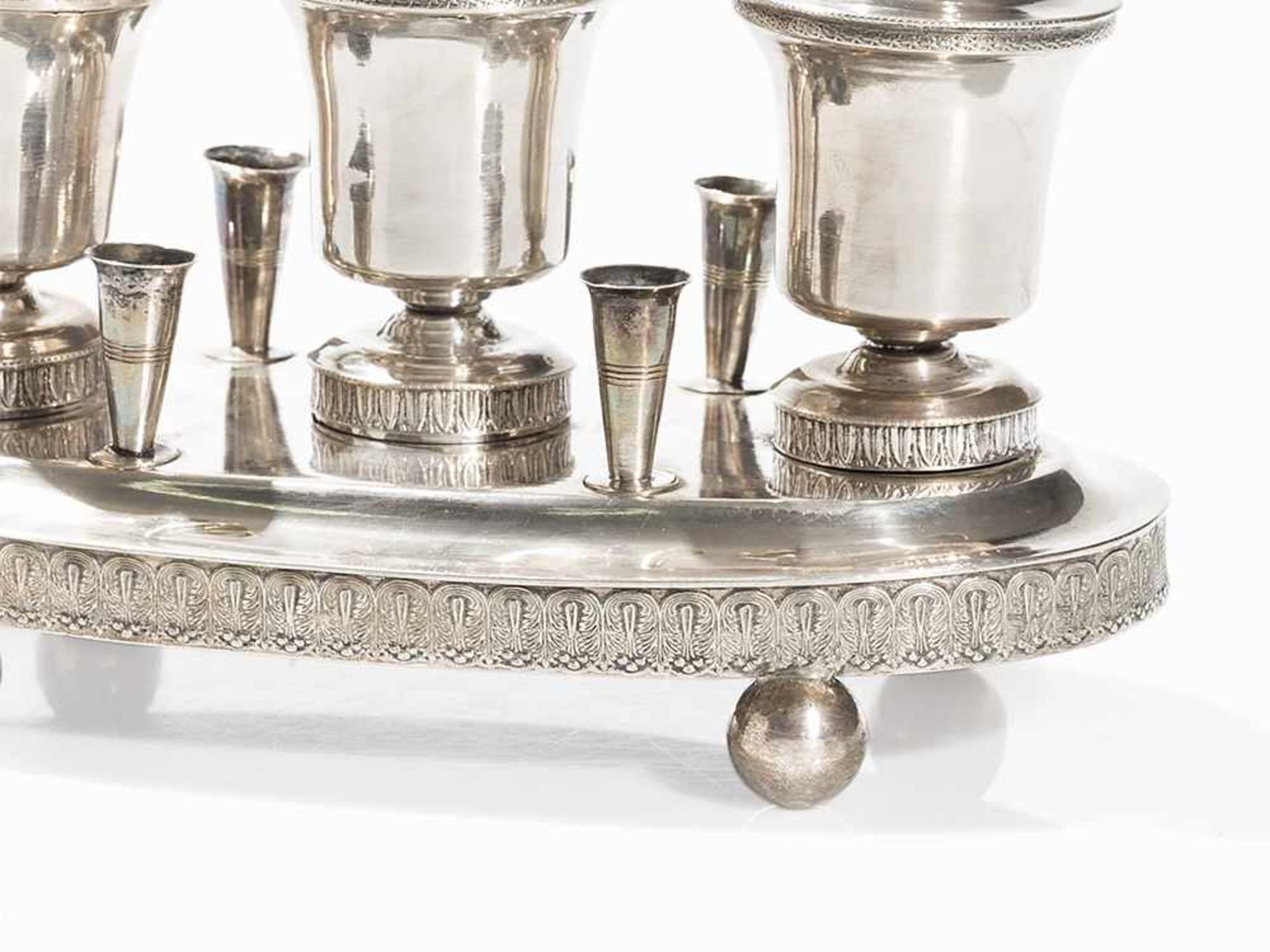 5-Piece Silver Writing Set, Spain, 19th Century Silver, cast, chased and engraved Spain, Segovia, - Bild 6 aus 10