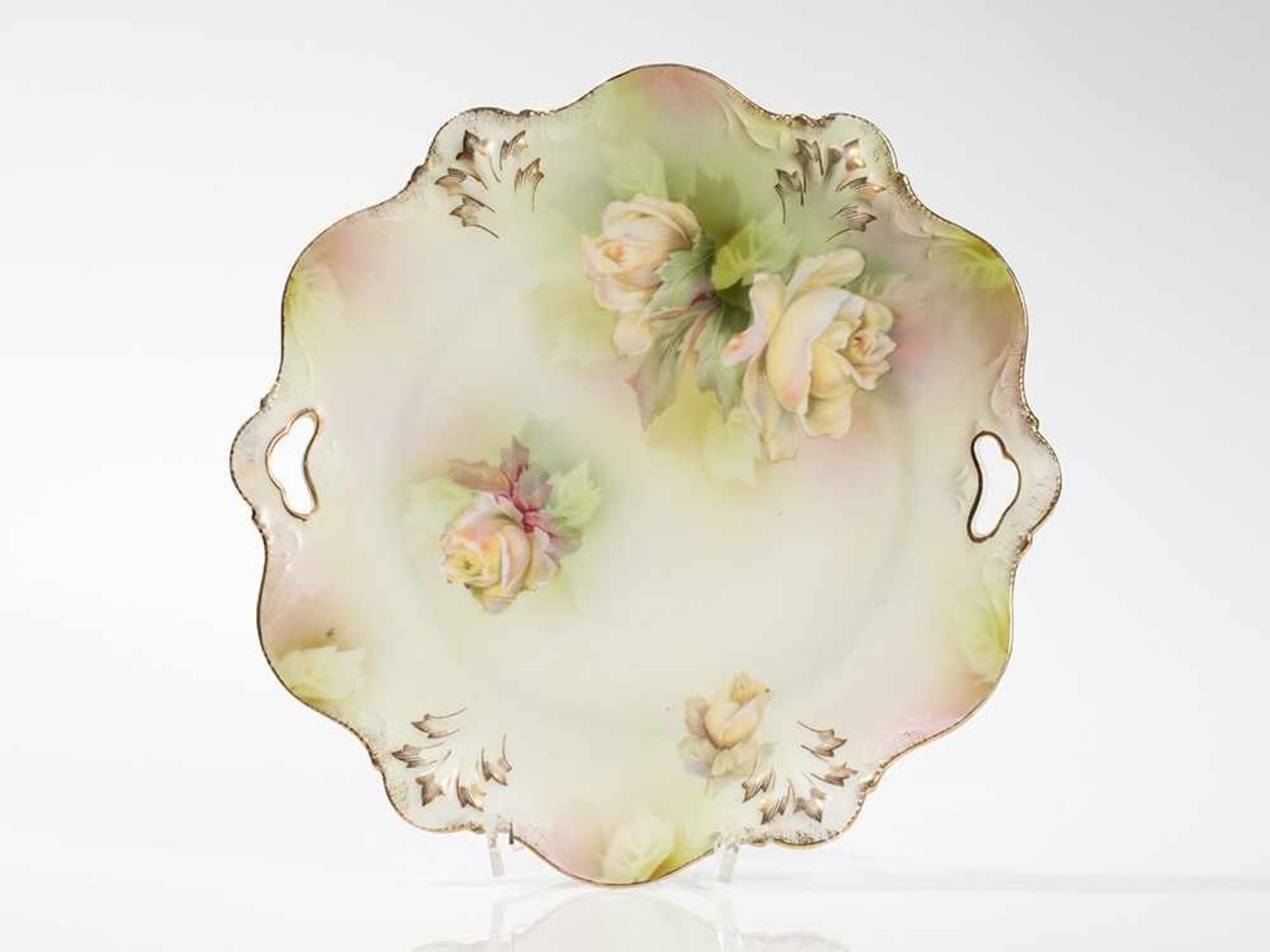 Confectionary Plate with Rose Décor by R.S. Prussia, ca. 1900 R.S. Prussia, Germany, around 1900