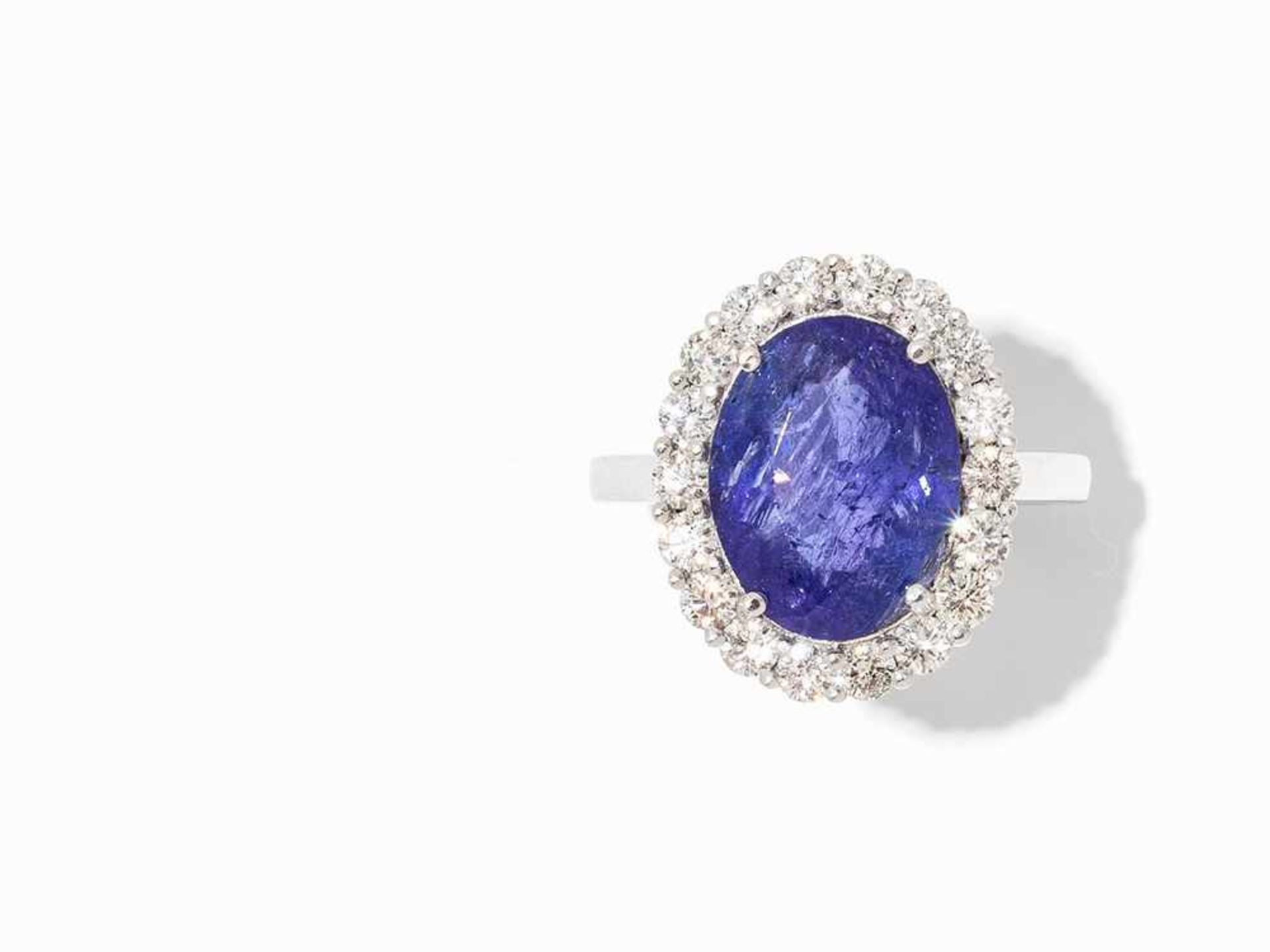 Tanzanite Ring with Brilliant Cut Diamond Border, 14K Gold 14 karat white gold Hallmarked with - Bild 3 aus 7