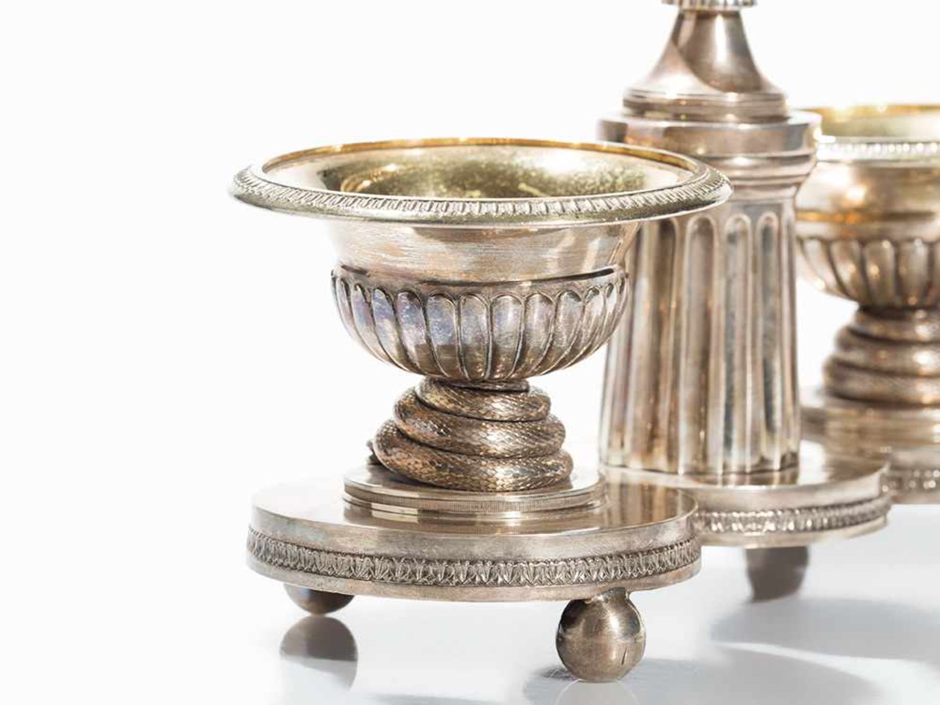 Real Fábrica de Platería Martínez, Silver Salt Cellar, c. 1828 Silver, cast and chiseled, with - Bild 5 aus 12