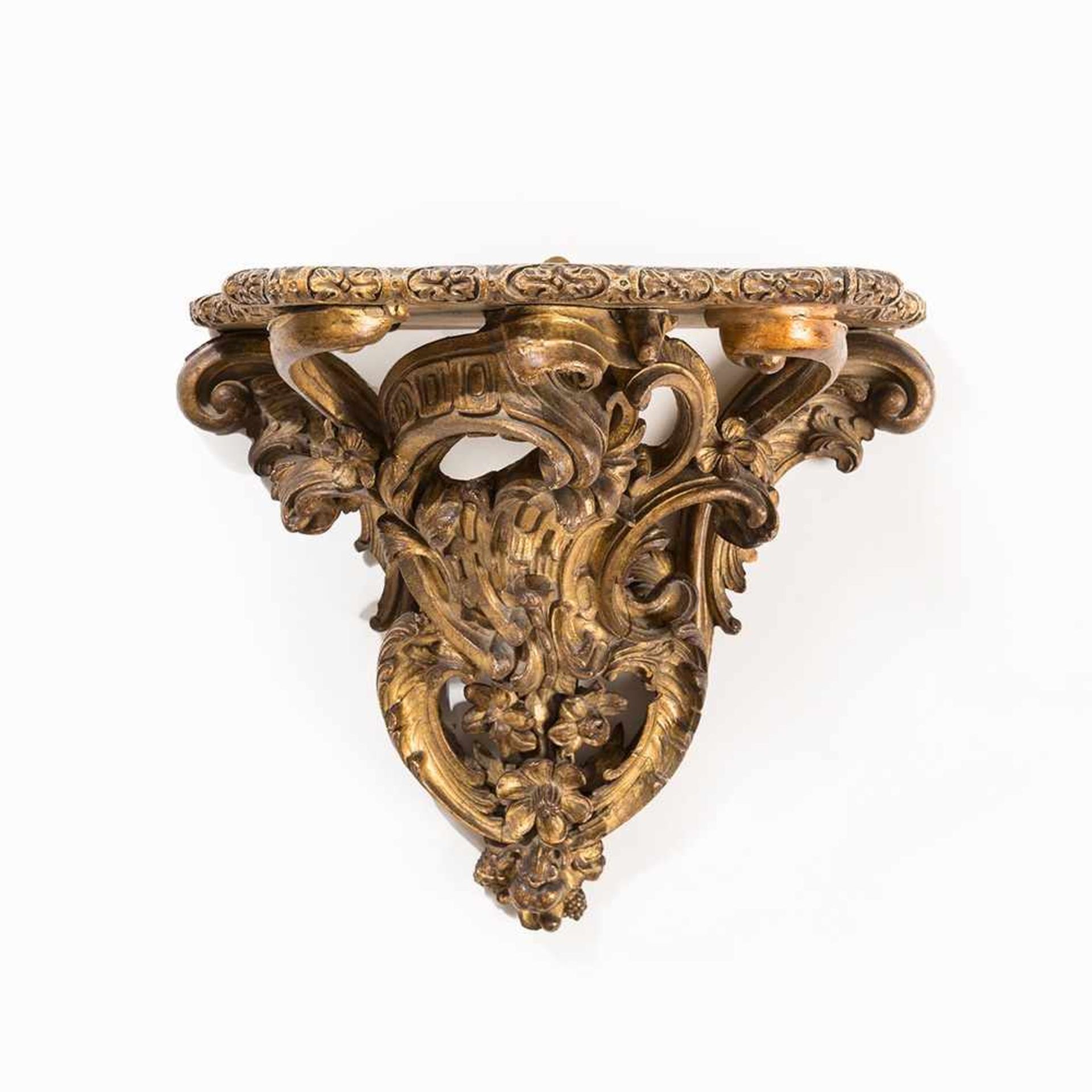 Louis XV Console d’Applique with Scrollwork, France, 18th C. Wood, carved, stuccoed and gilded - Bild 8 aus 8