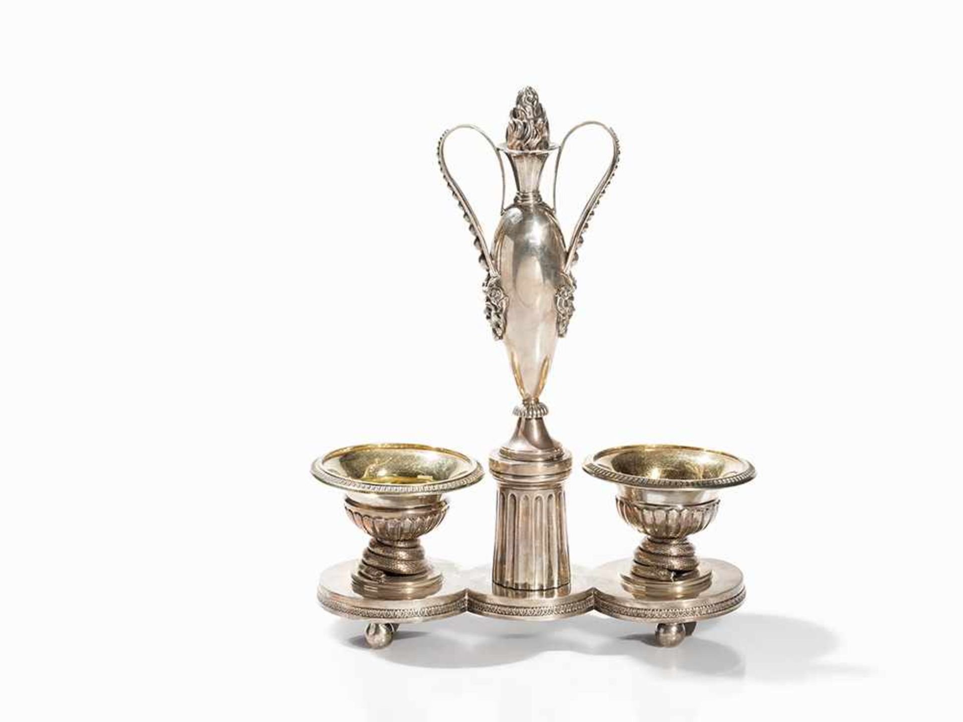 Real Fábrica de Platería Martínez, Silver Salt Cellar, c. 1828 Silver, cast and chiseled, with