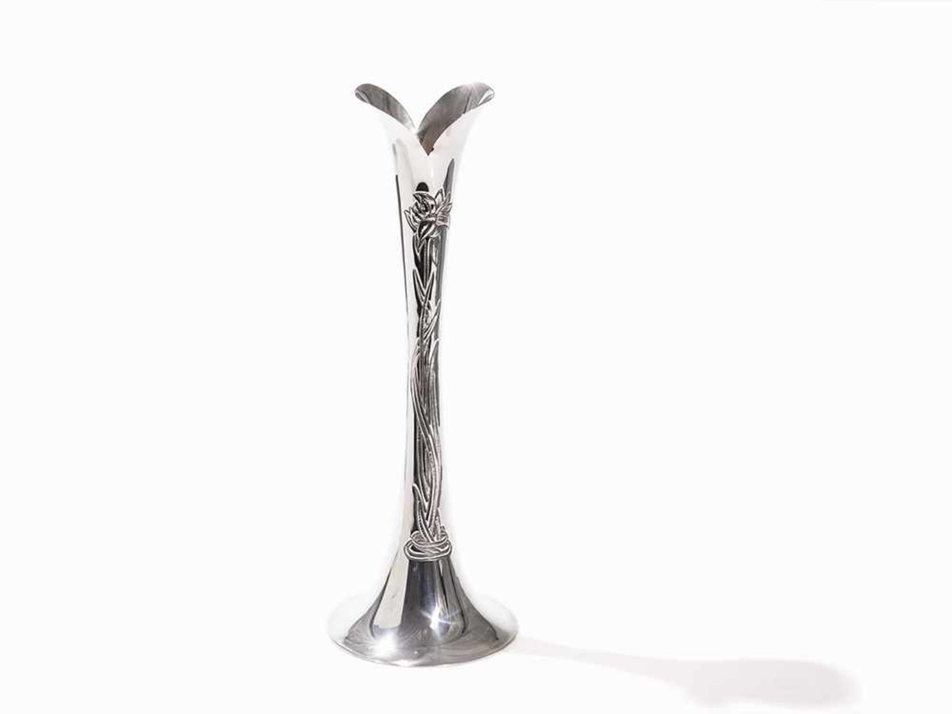 Vibec de Becci Liliana e Viola Antonio, Vase, Italy, c. 2000 925 sterling silver Italy, Milan, circa