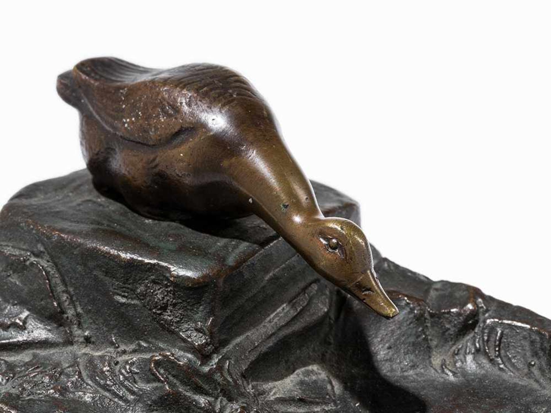 Tischklingel mit Ente am Teich, Deutschland/Österreich, 20. Jh. Bronze, dunkel patiniert, - Bild 2 aus 5