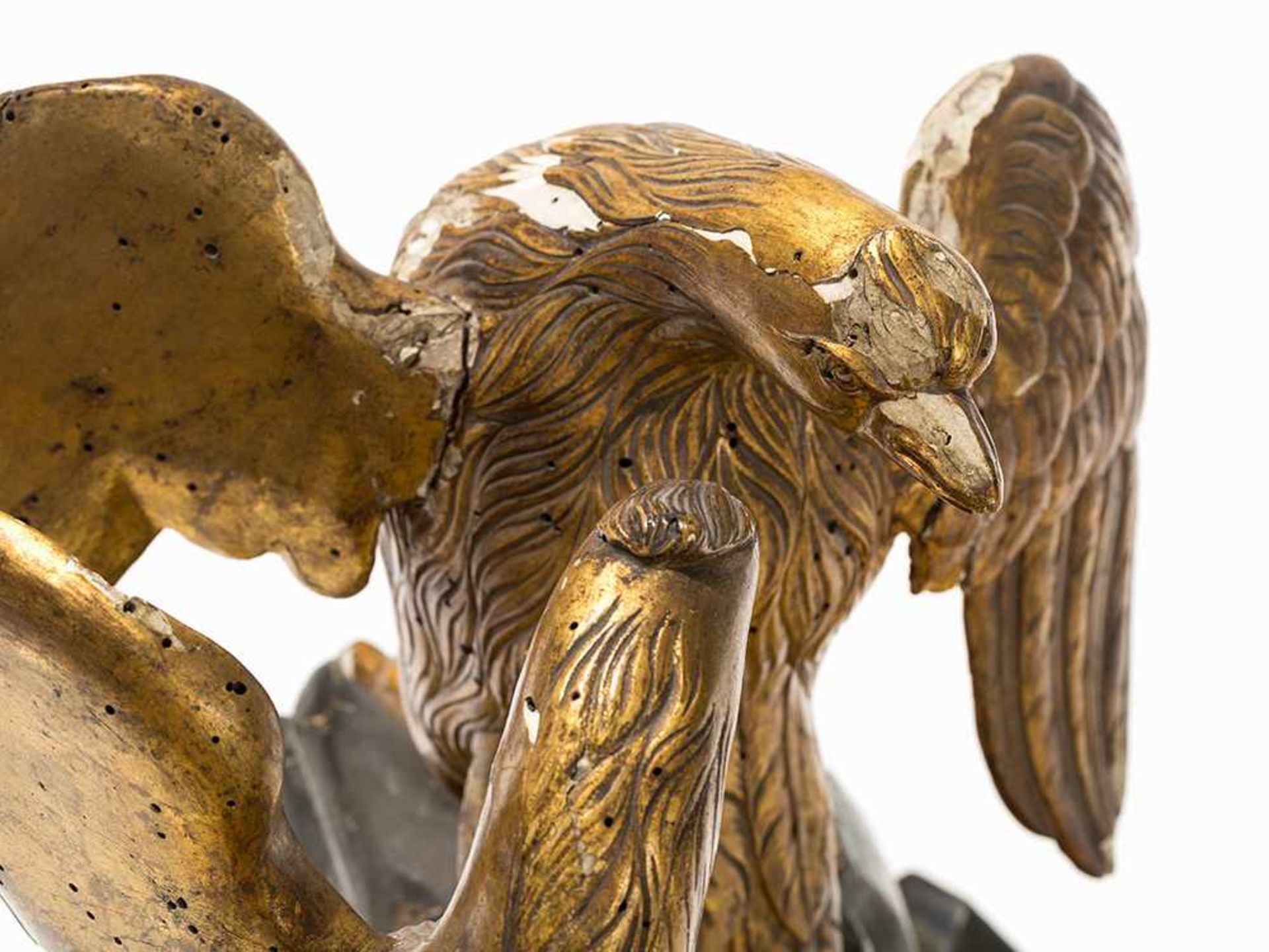 Paar Turteltauben, Holzschnitzerei, Italien, 19. Jh. Holz, geschnitzt, vergoldet und grau gefasst - Bild 4 aus 5