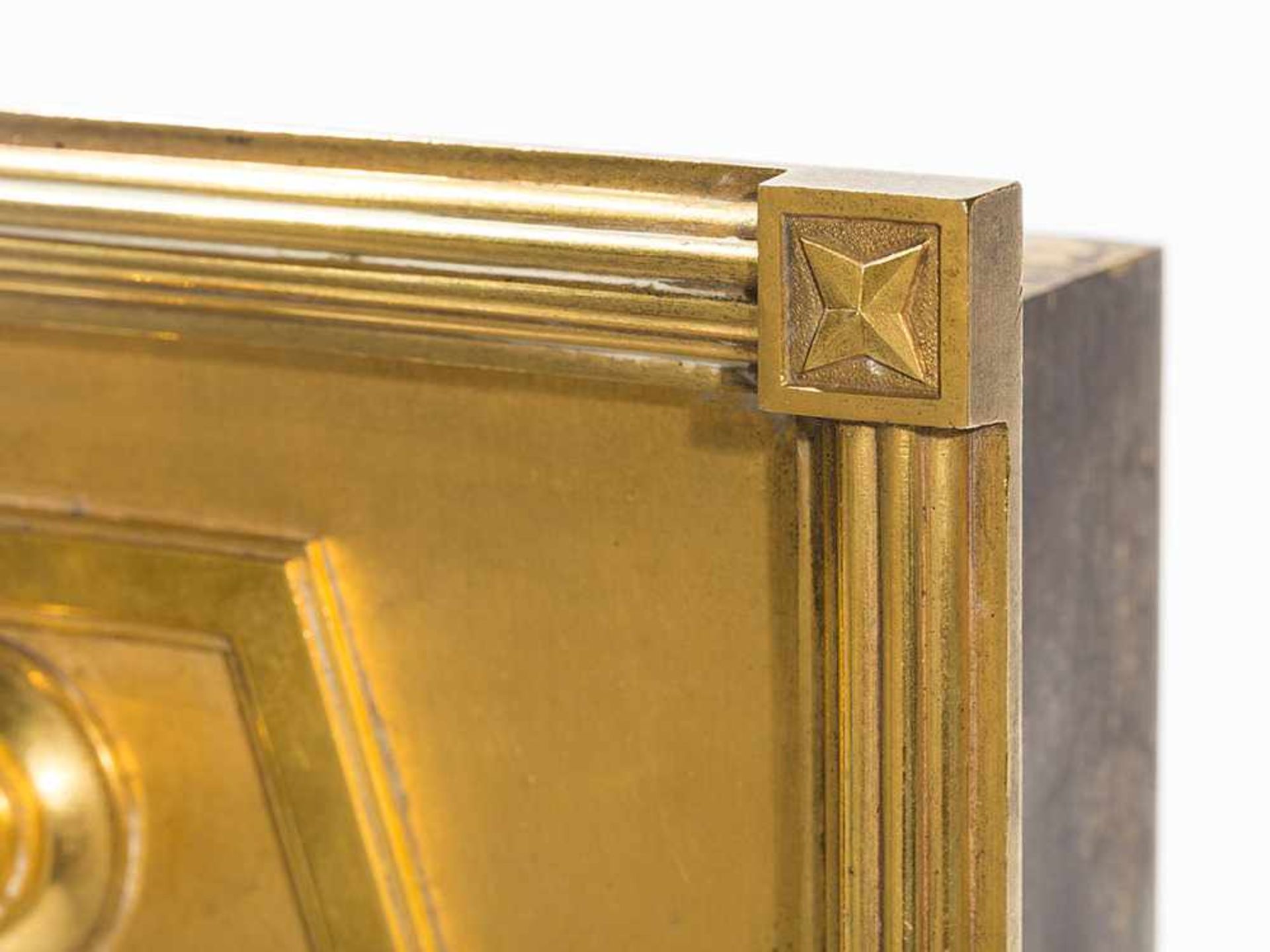 Historismus, Ormolu Briefkasten, Frankreich, Frühes 20. Jh. Bronze, teilweise vergoldet. Frankreich, - Image 5 of 8