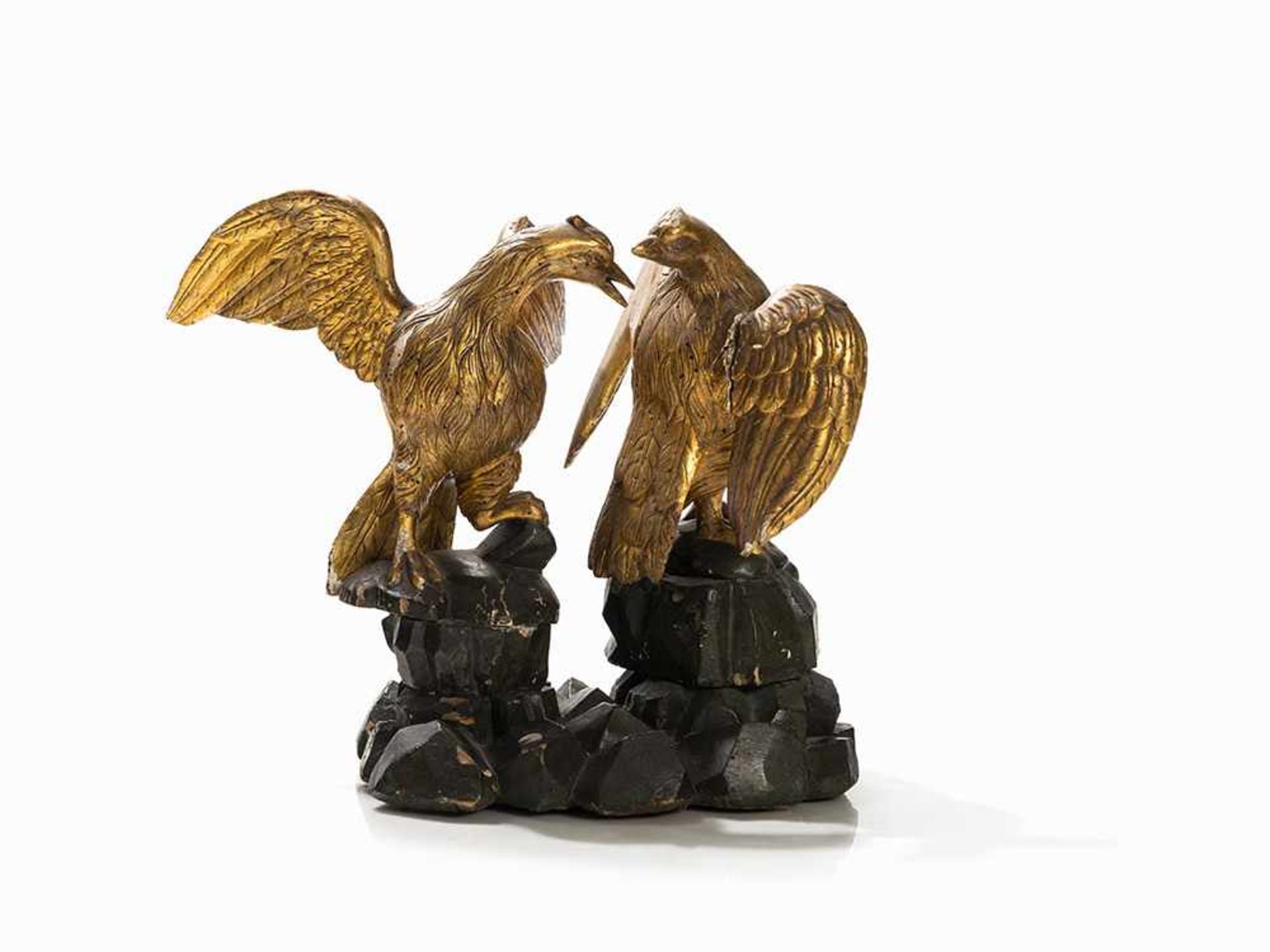 Paar Turteltauben, Holzschnitzerei, Italien, 19. Jh. Holz, geschnitzt, vergoldet und grau gefasst