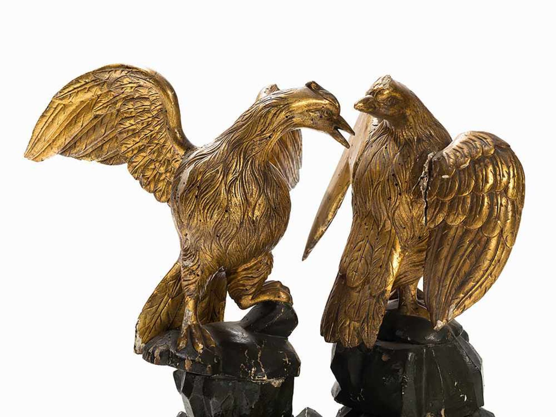 Paar Turteltauben, Holzschnitzerei, Italien, 19. Jh. Holz, geschnitzt, vergoldet und grau gefasst - Bild 2 aus 5