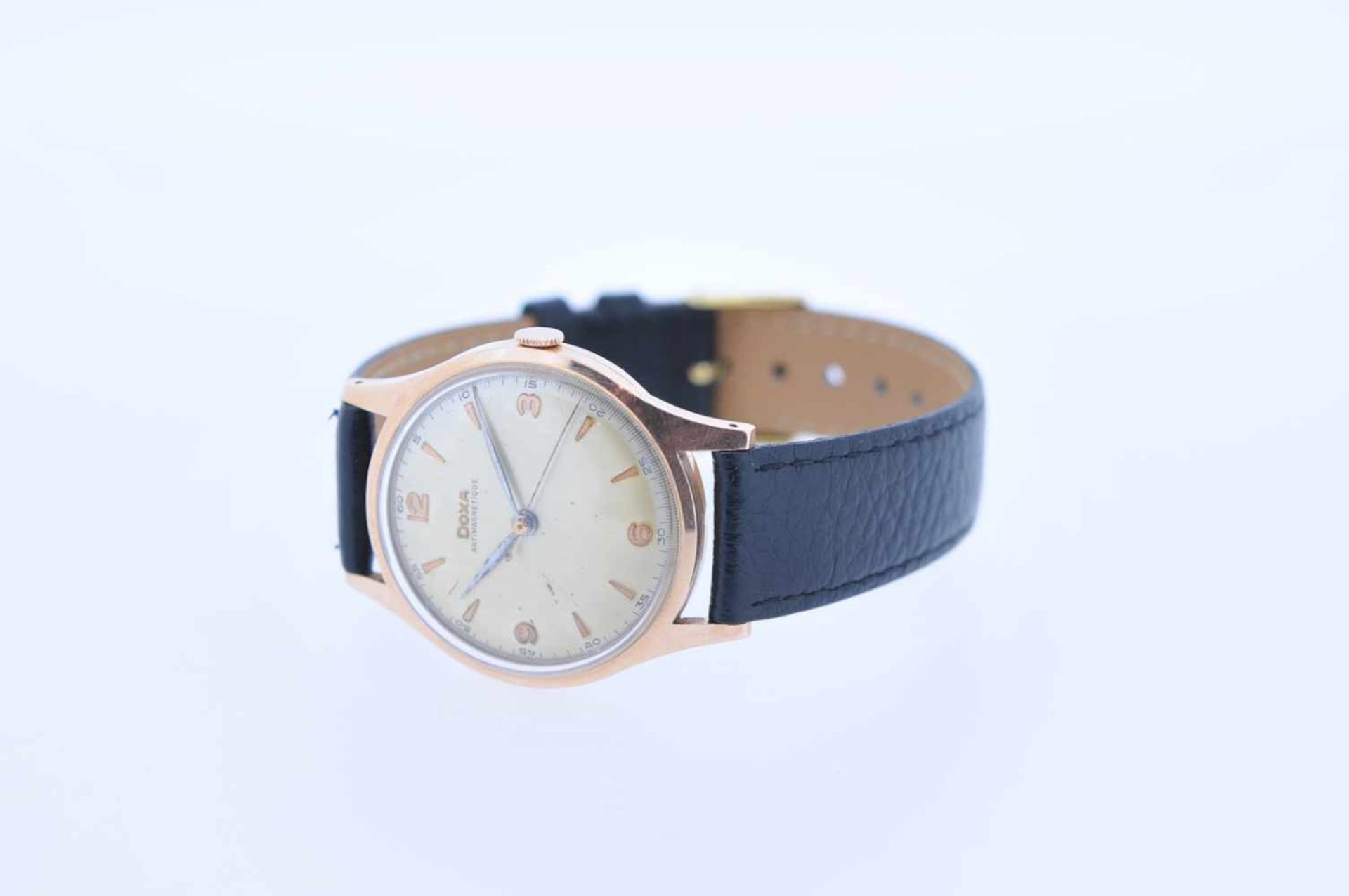 Doxa Goldene Armbanduhr, Doxa Antimagnetique, Handaufzug, Ankerwerk, Zifferblatt mit Patina, 60er - Image 5 of 5