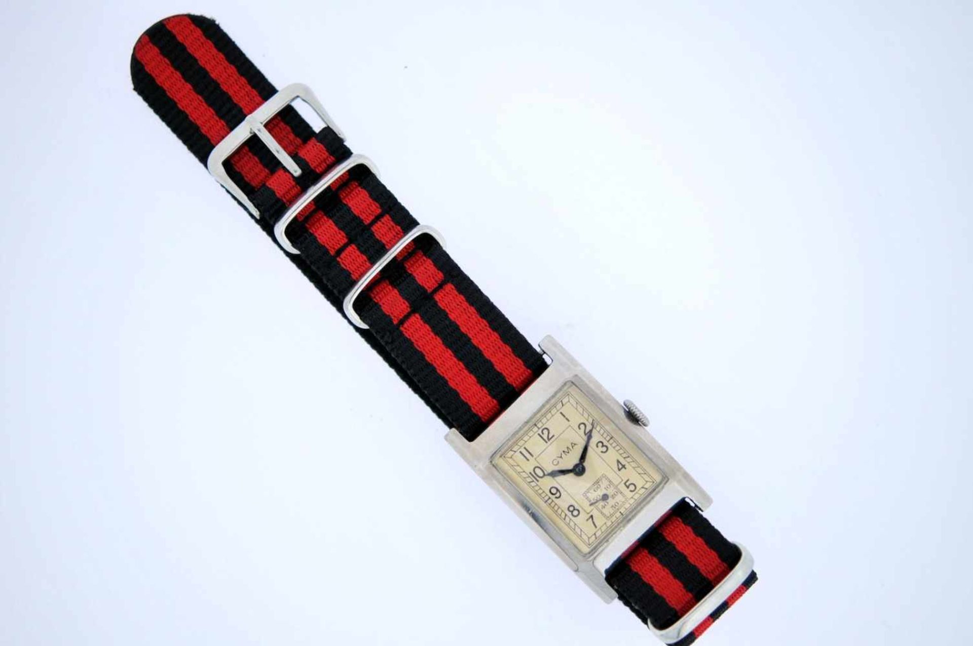 Cyma Edelstahl Armbanduhr, Cyma, Handaufzug, kleine Sekunde, silbernes Zifferblatt, Maße 39 x 26 mm, - Bild 2 aus 4