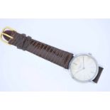 Chopard Edelstahl Vintage Armbanduhr, Chopard LUC, Handaufzug, weißes Zifferblatt, an Lederband,