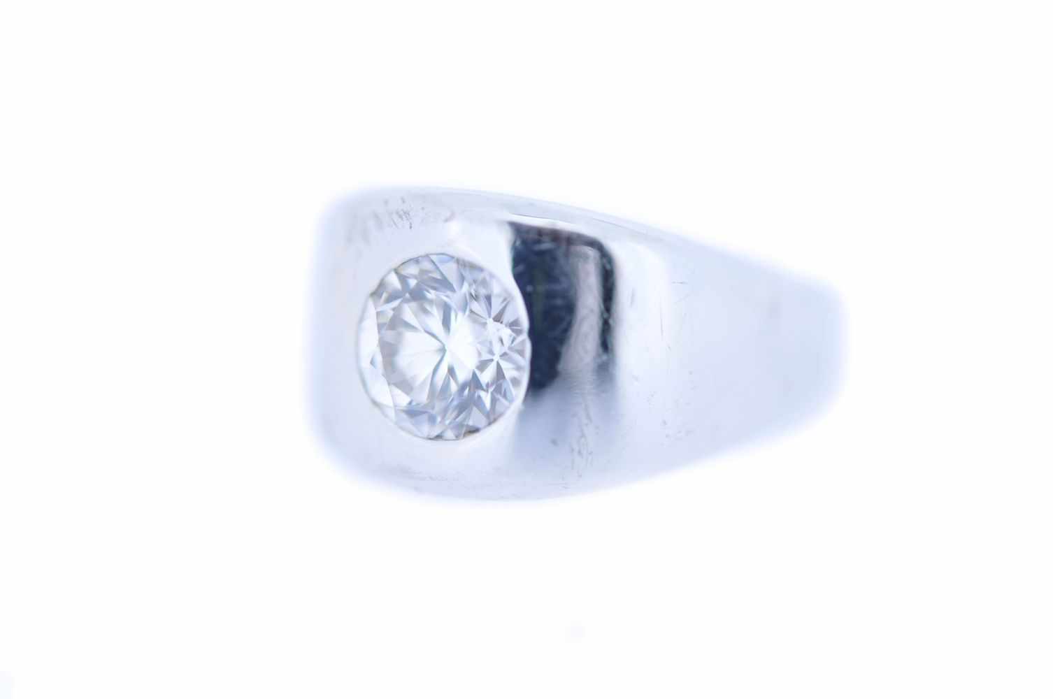 BrillantringWeißgoldener 18 karätiger Ring, mit einem Brillant ca. 1,5 ct, Ringweite 56, 18,7