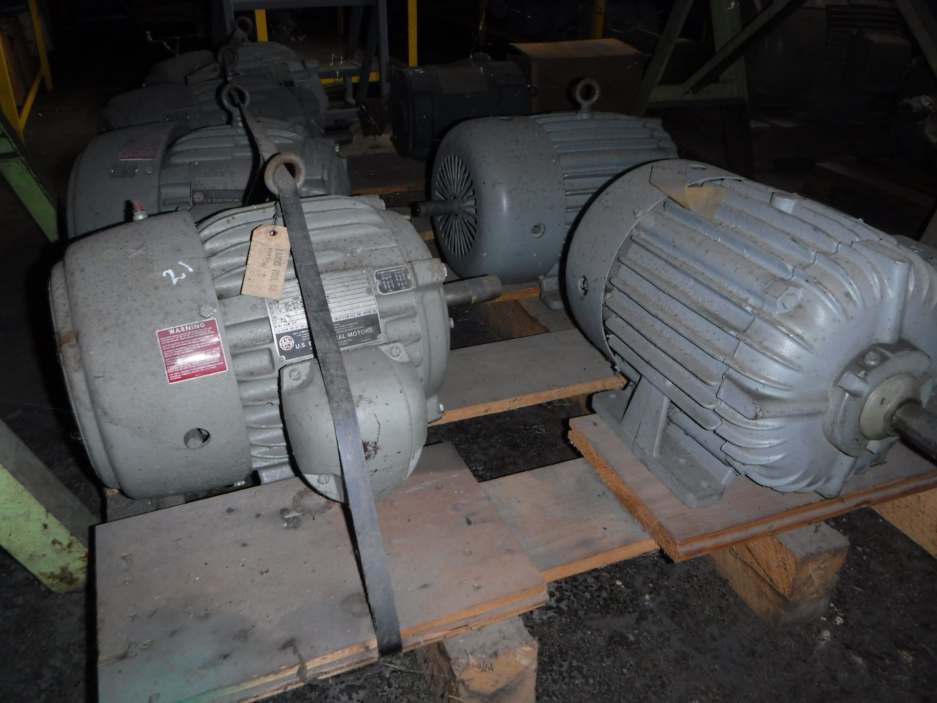 Group of 8 AC Motors - Image 6 of 7