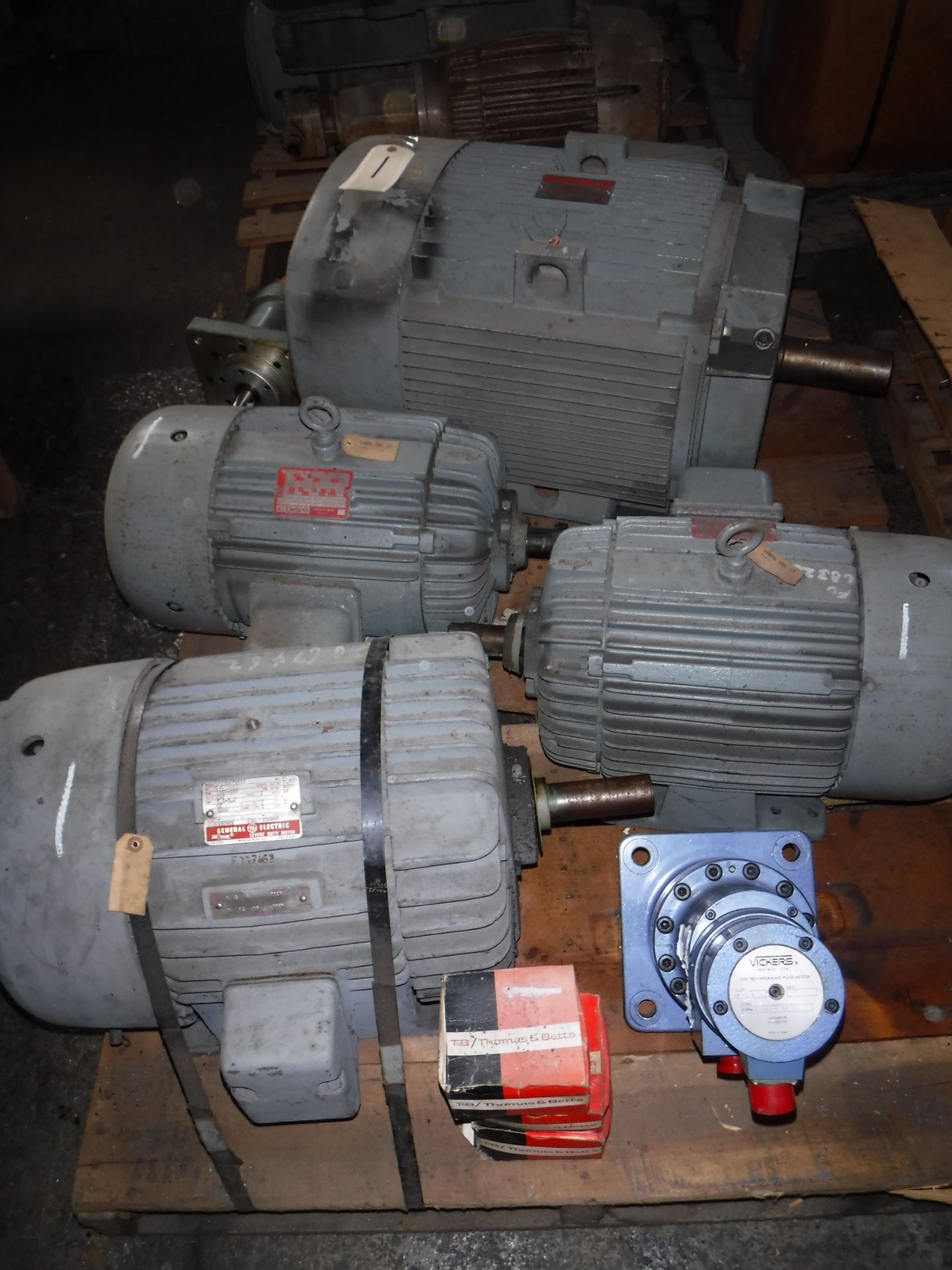 Collection of 6 Motors