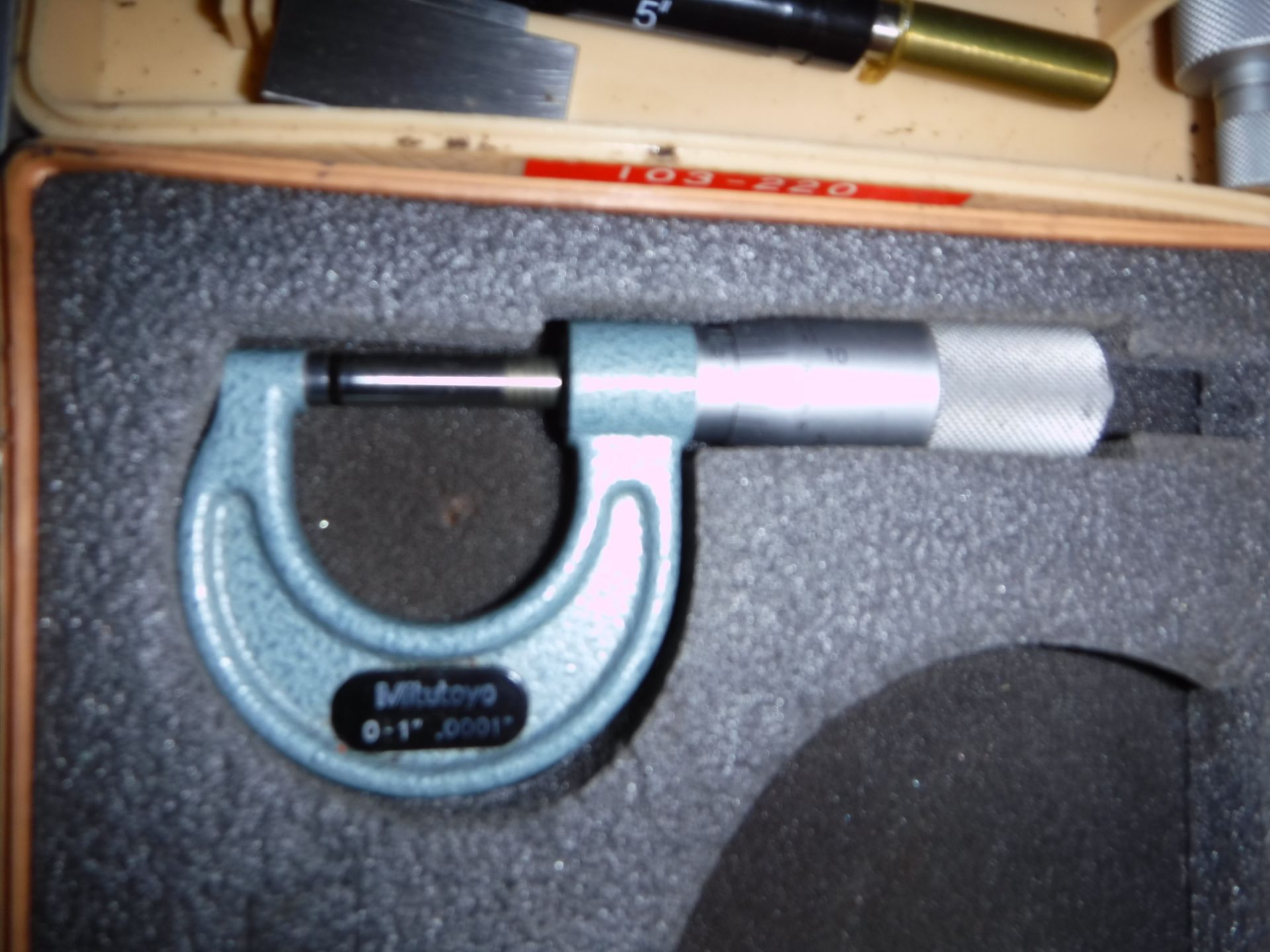 Micrometer Group with Mitutoyo Sizing Gauge - Image 4 of 7