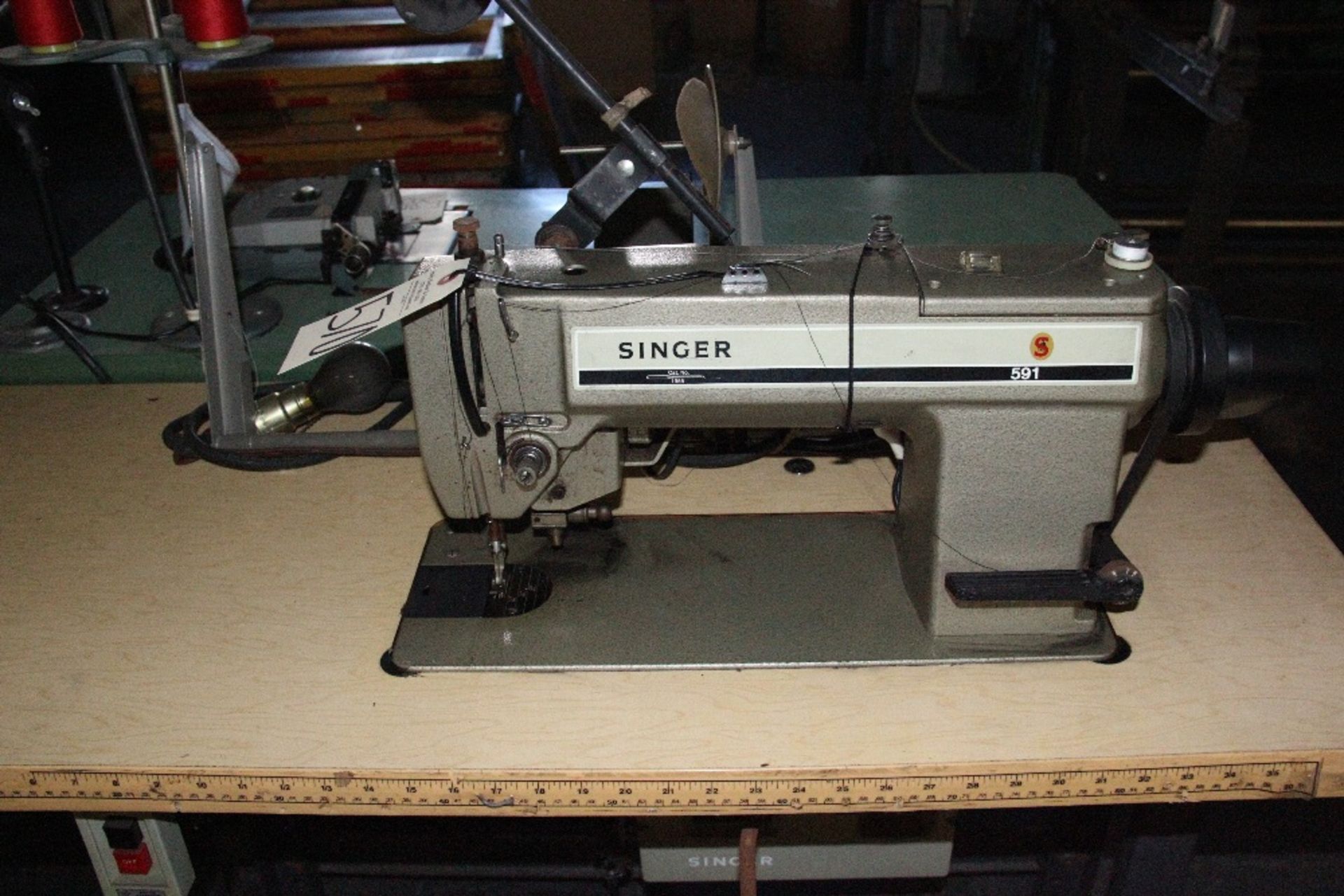 Singer 591D315GD Single Needle Lockstitch Sewing Machine - Image 3 of 4