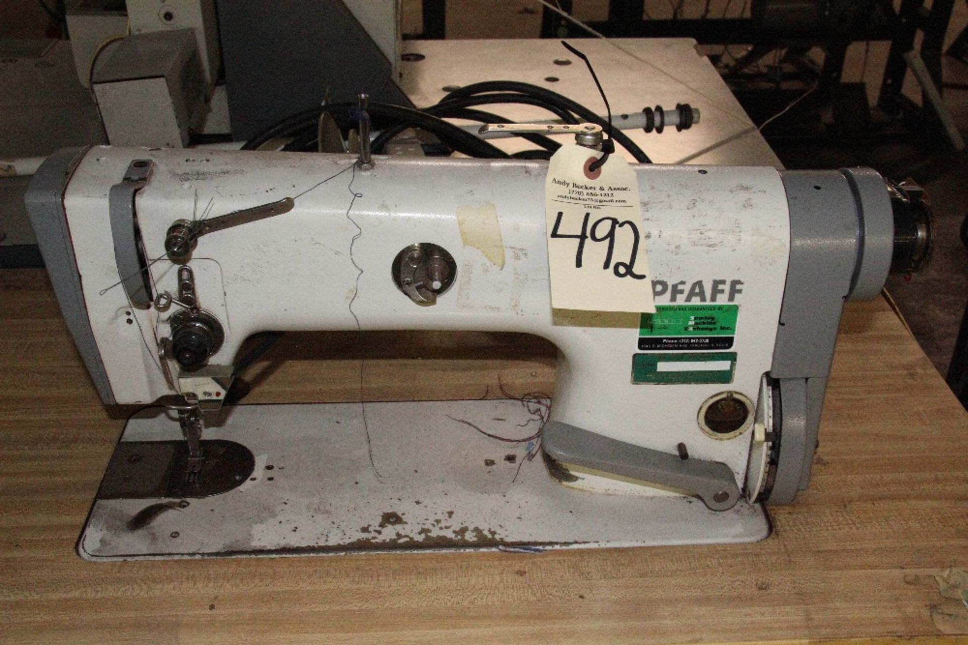 Pfaff 483G-900 Single Needle Lockstitch Sewing Machine - Image 3 of 5