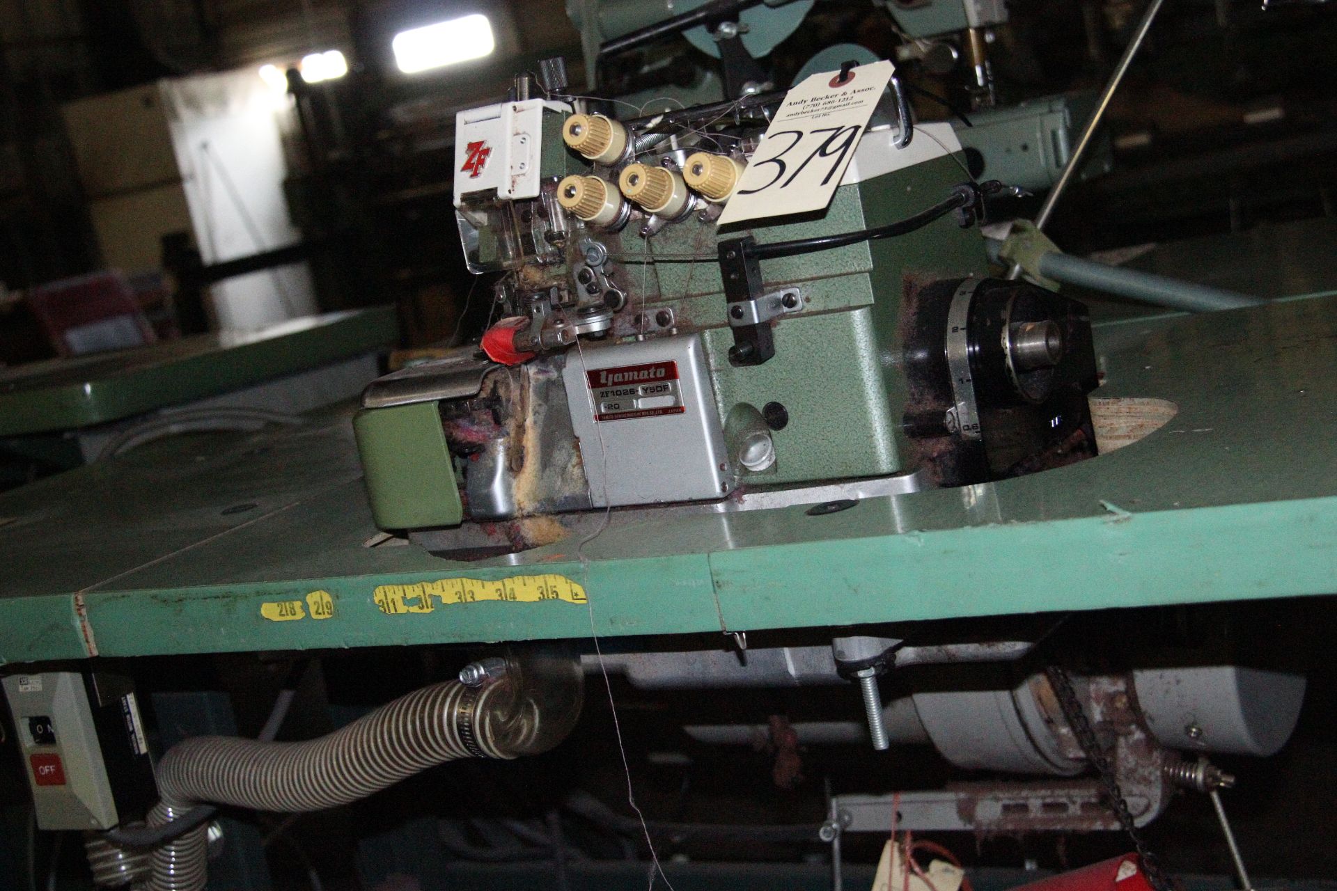Yamato ZF1026 4-Thread Mock Safety Stitch Sewing Machine - Image 4 of 5