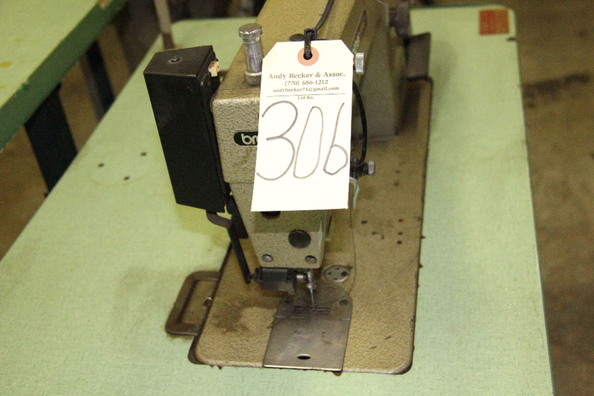 Brother B737-403 Single Needle Lockstitch Sewing Machine - Image 4 of 4