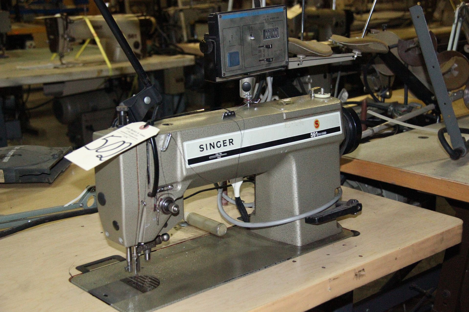 Singer 591D315GD Single Needle Lockstitch Sewing Machine - Image 2 of 5
