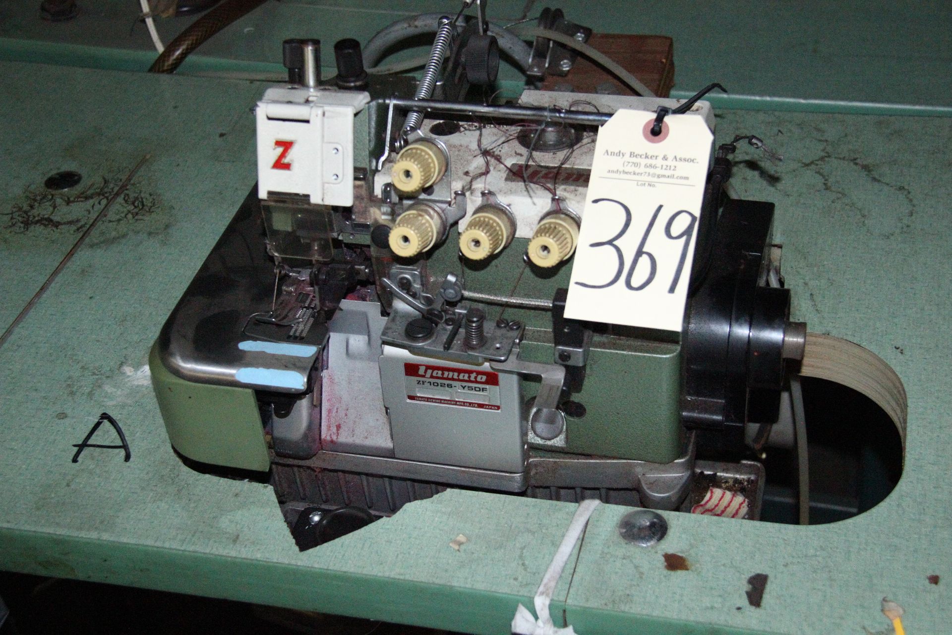 Yamato ZF-1026 4-Thread Mock Safety Stitch Sewing Machine - Image 4 of 5